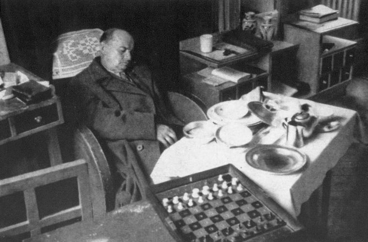 Alekhine's Death by Edward Winter