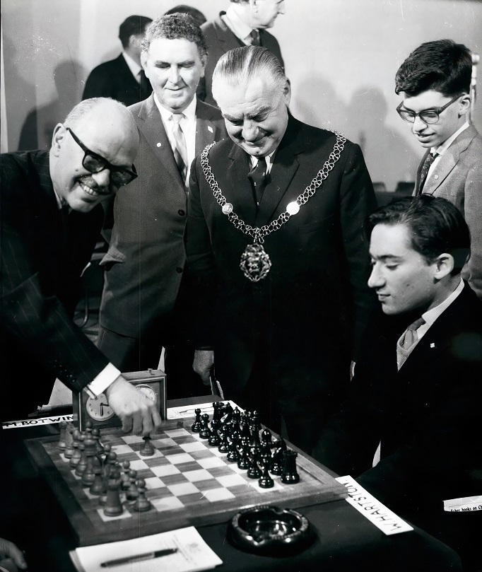 Kingpin Chess Magazine » The Life and Games of Mikhail Tal