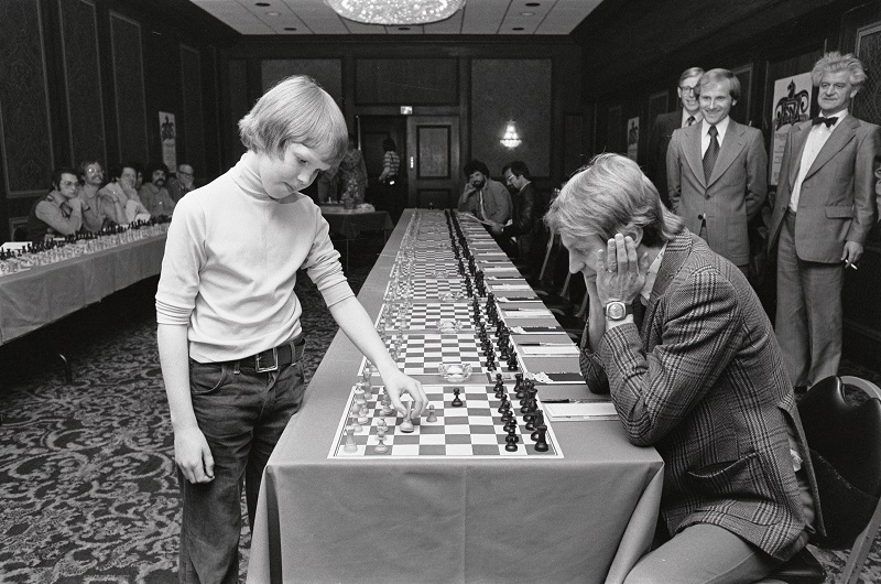 Chess Daily News by Susan Polgar - What Chess Owes Bobby Fischer