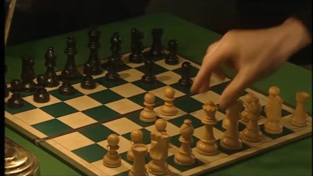 heartbeat fools mate chess