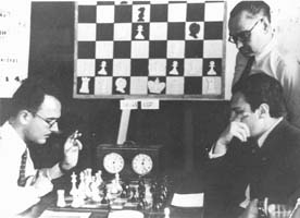 Encounter With Alekhine – The Forward
