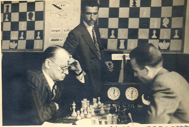 Alekhine annoted this brilliant game