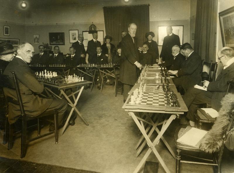 Chess Daily News by Susan Polgar - Alekhine vs Capablanca 1927