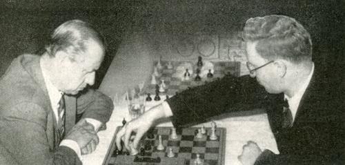 1935 Warsaw Capablanca Simultaneous Chess Pieces in Ebony and